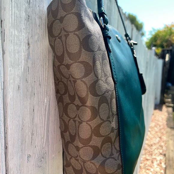 Coach Peyton Tote Bag - E1481-F30301 - Picture 9 of 16